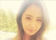 少女時代 ユリ、SNSで近況を公開・・・”女神のような美貌”