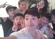 RAIN、f(x)クリスタル&INFINITEエルら『僕にはとても愛らしい彼女』出演陣と楽しげなセルフショットを公開!