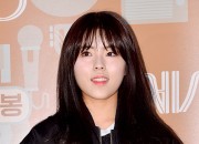 オールブラックで大人っぽく。TINY-Gドヒ、映画『セ・シ・ボン』VIP試写会に出席【写真】