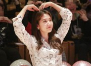 パク・シネ、ファン200人と共にした幸せなバースデーパーティー