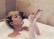 「誰が撮ったの?」SNS騒然!? イ・ホンギ、入浴シーンを公開「ラジオスターのために」