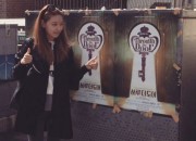 少女時代 スヨン、ミュージカル「スルーザドア」出演中の姉チェ・スジンを応援!